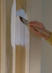 painting wooden furniture with primer